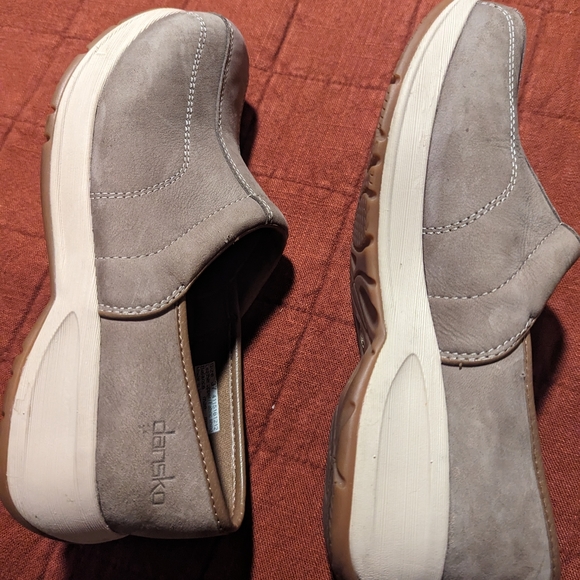 Dansko slip on - Picture 2 of 8